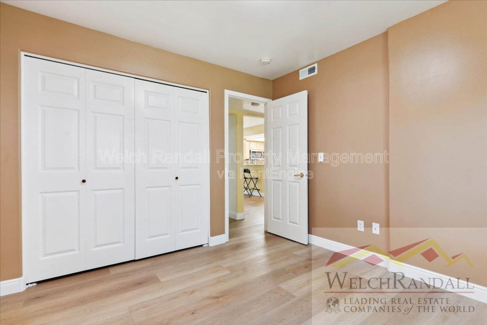 Gallery Image 16