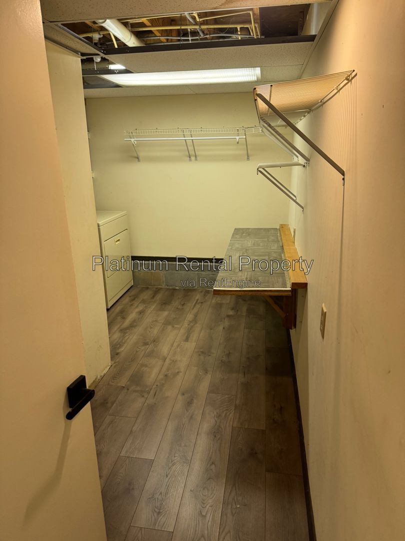 Gallery Image 16