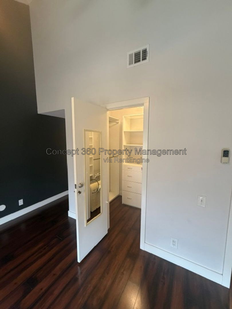 Gallery Image 38