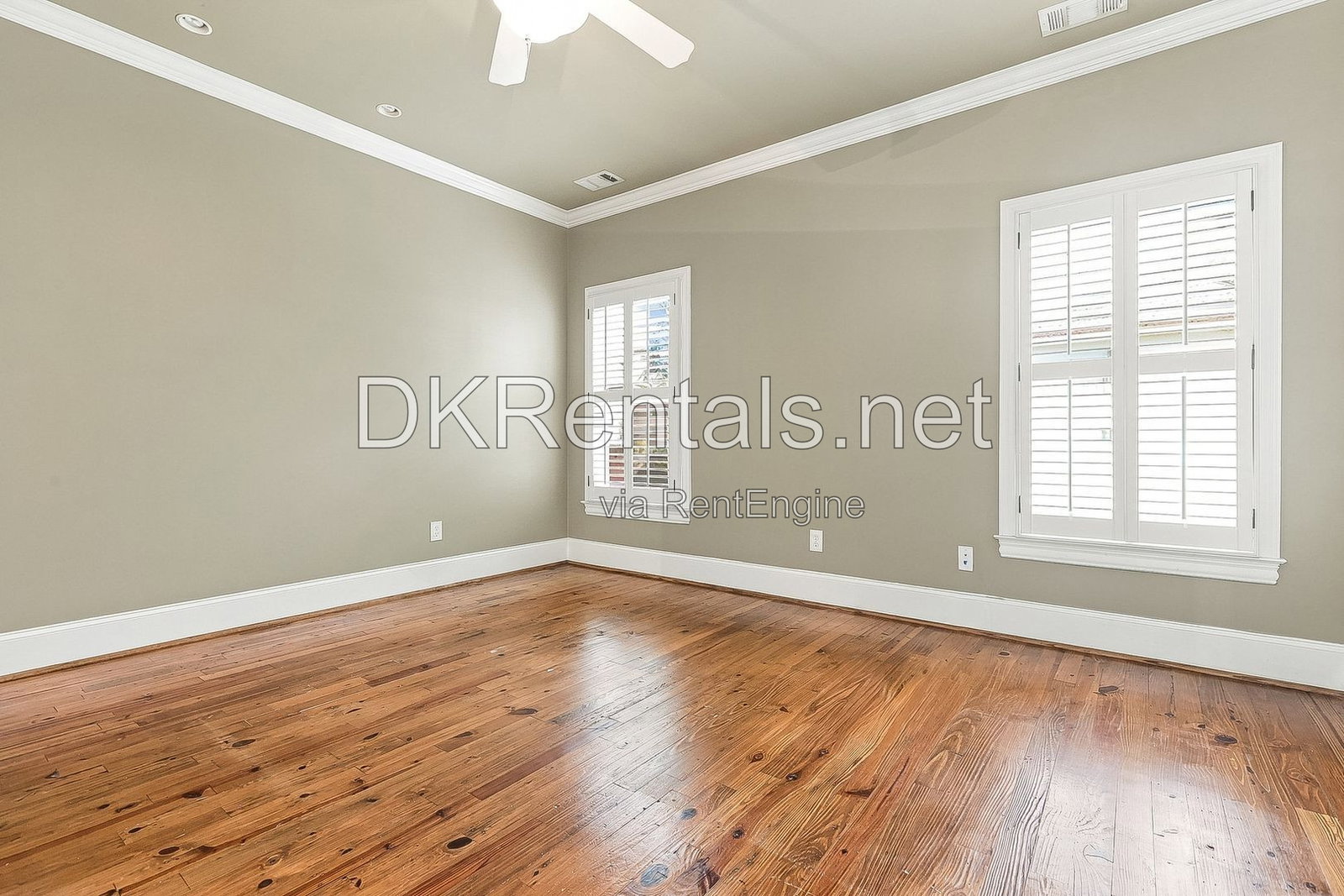 Gallery Image 17