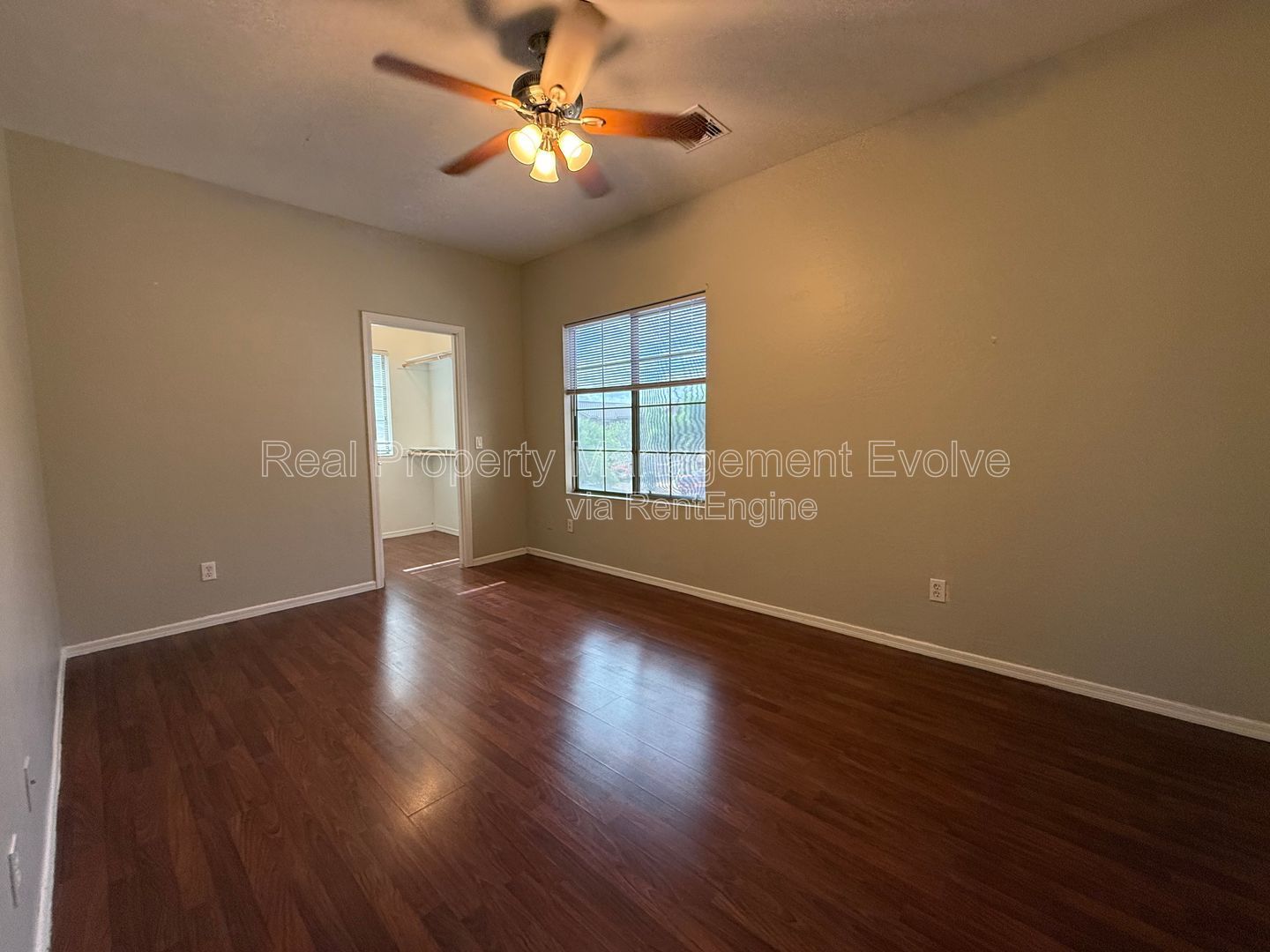 Gallery Image 30
