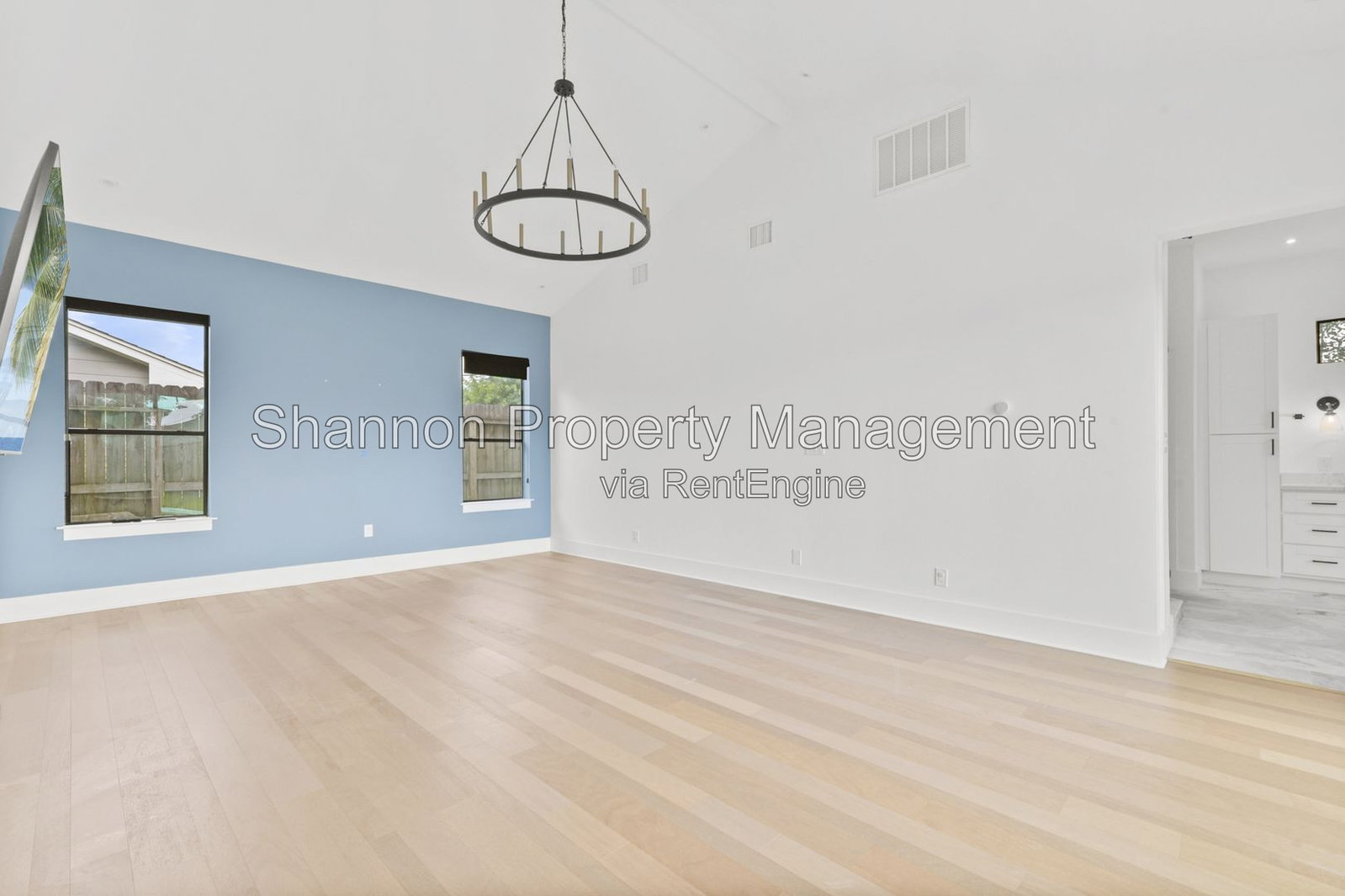 Gallery Image 18