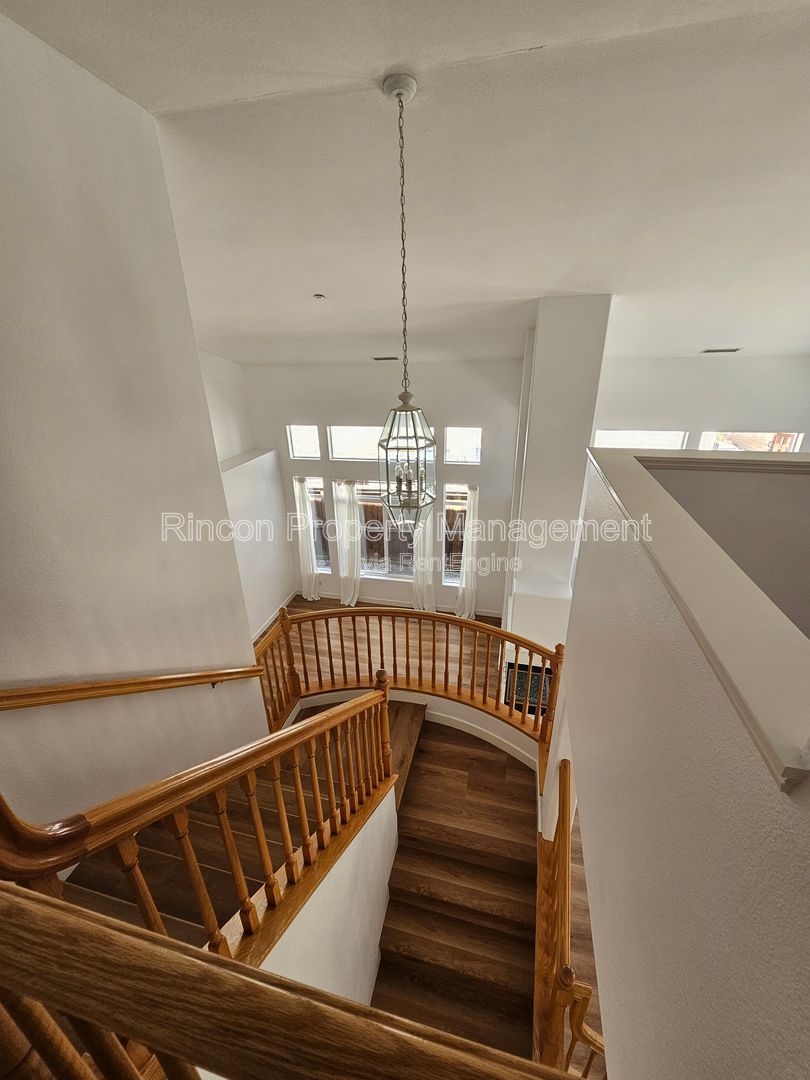 Gallery Image 20