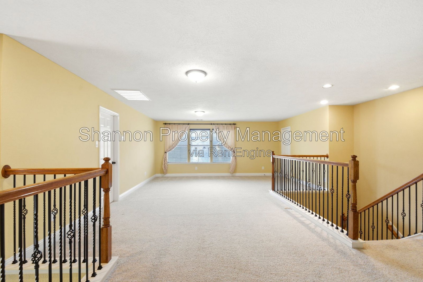 Gallery Image 16