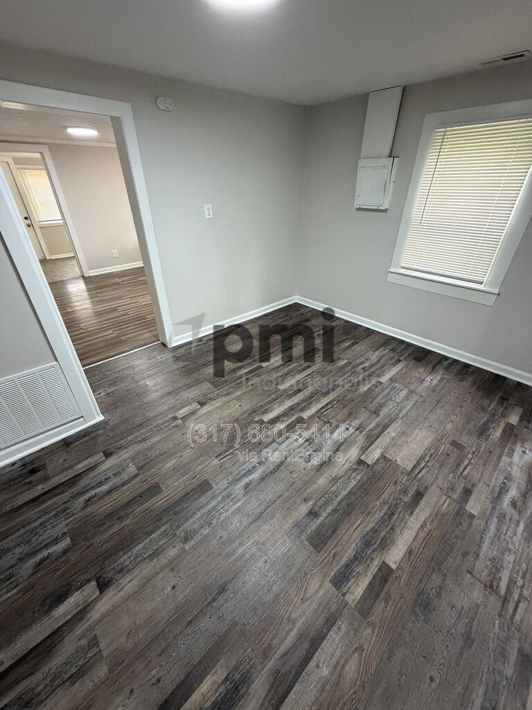 Gallery Image 27