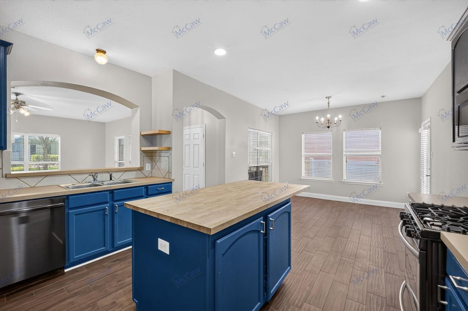 Gallery Image 16