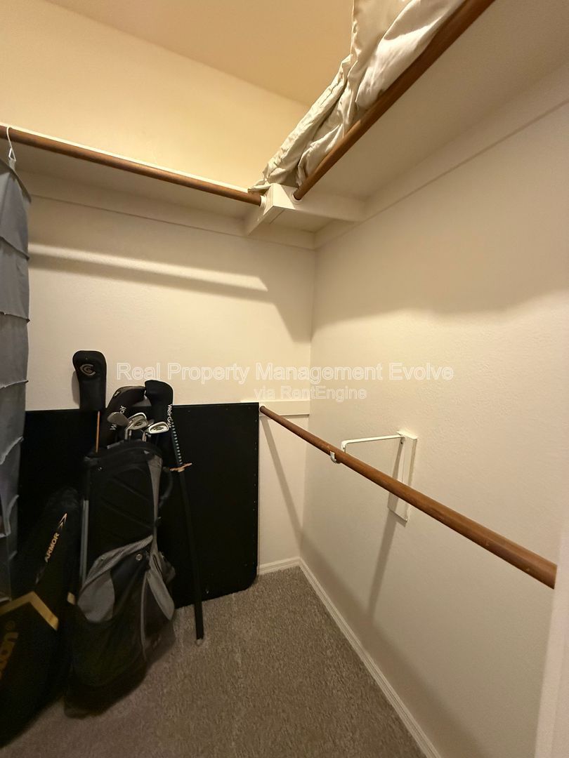 Gallery Image 19