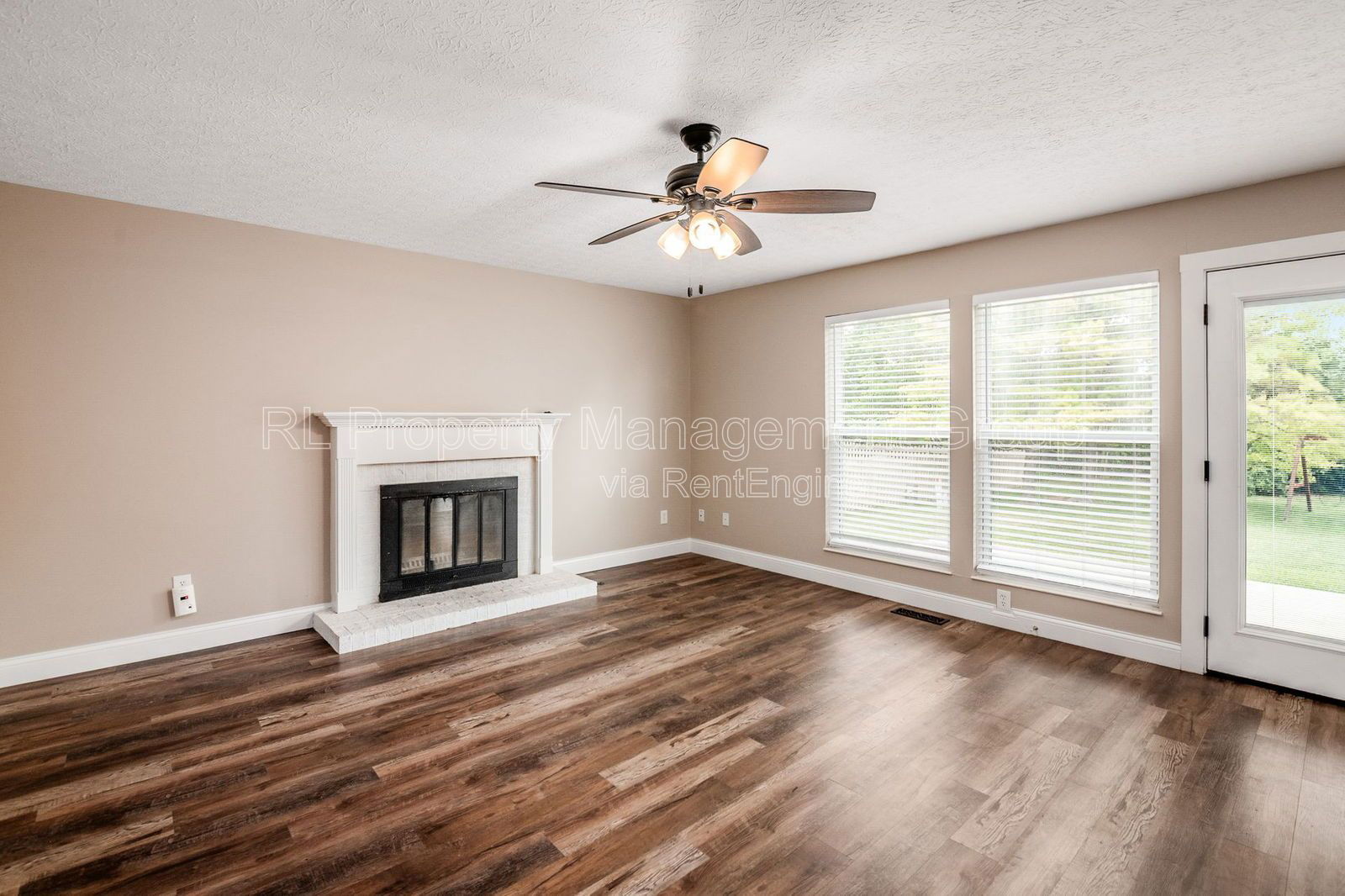 Gallery Image 16