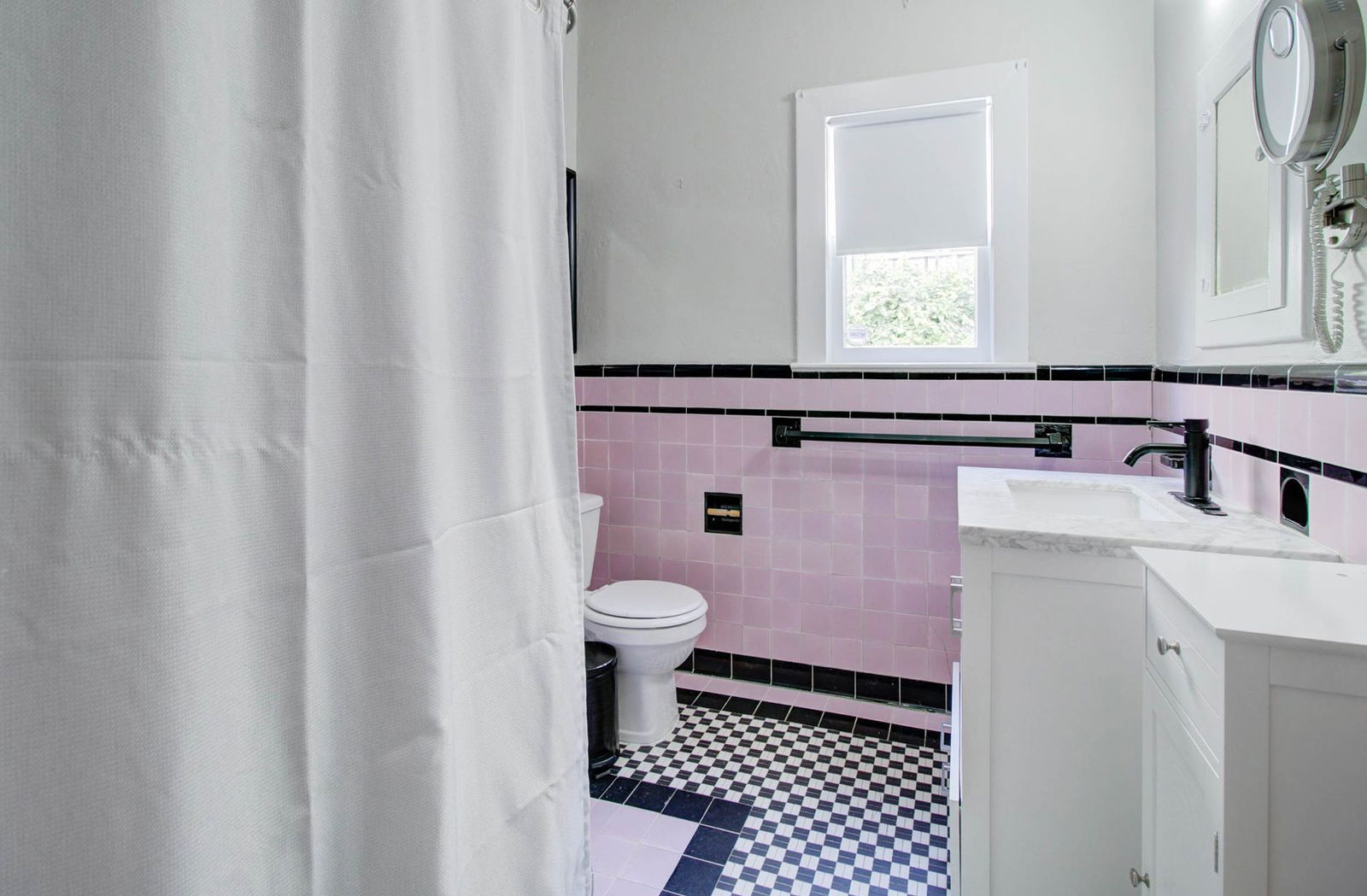 Gallery Image 38