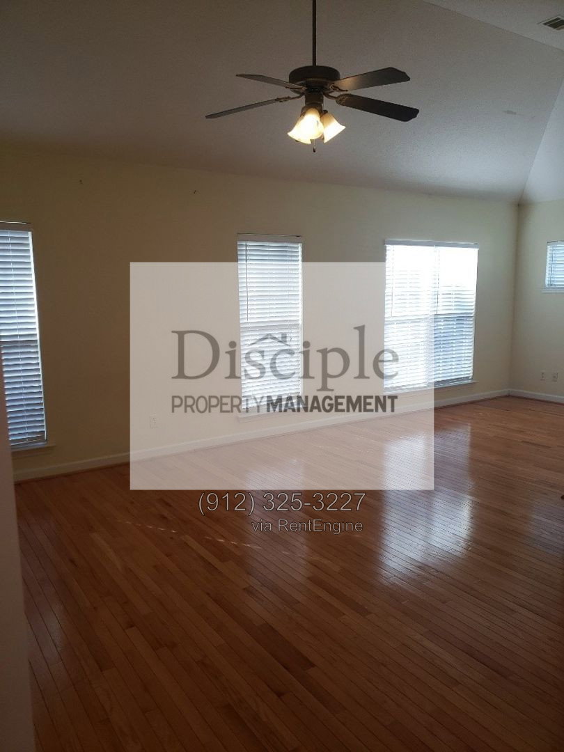 Gallery Image 19