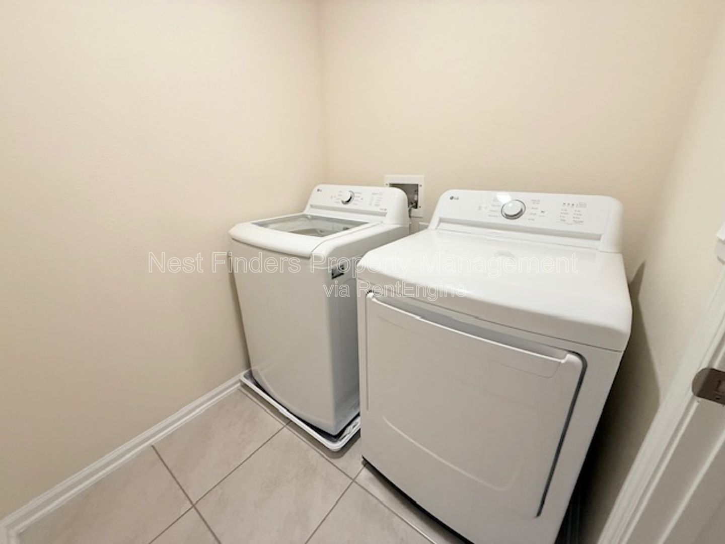 Gallery Image 18