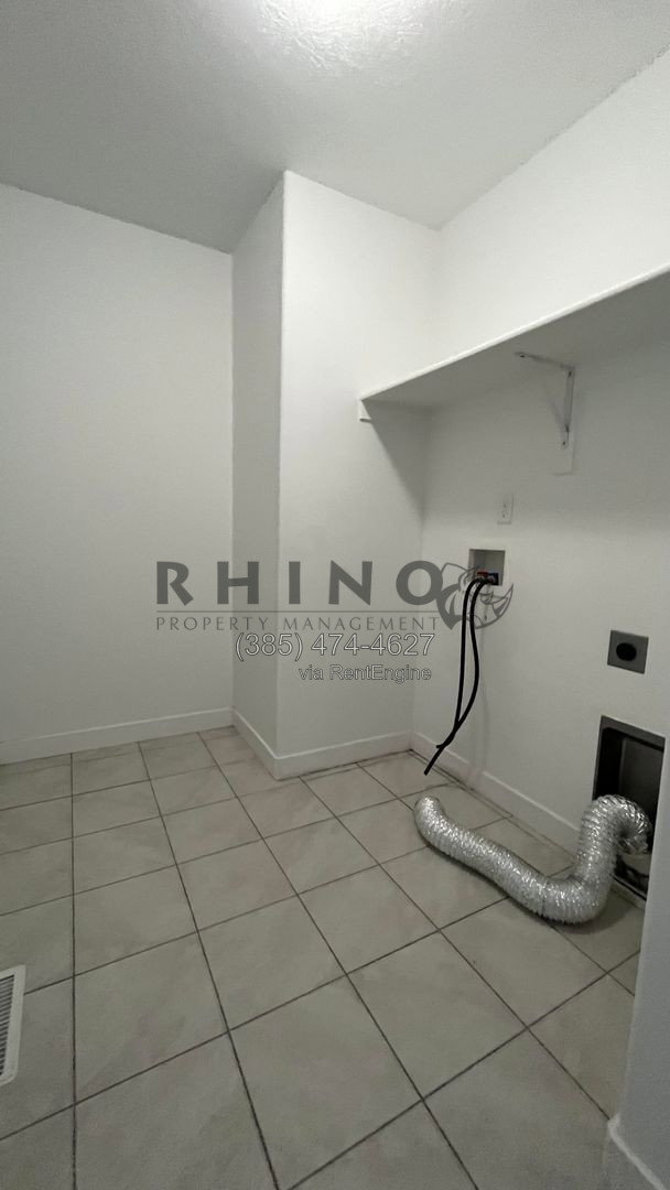Gallery Image 19