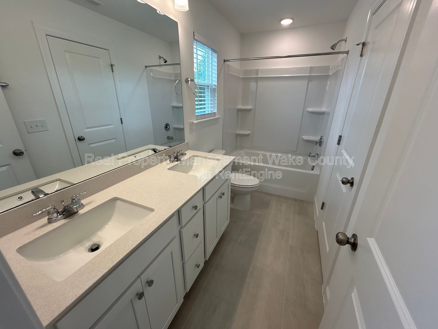 Gallery Image 36