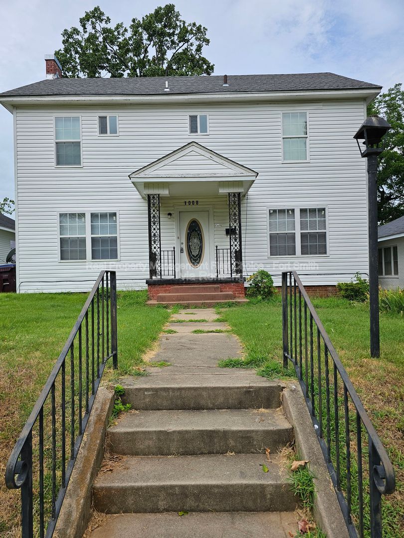Gallery Image 0