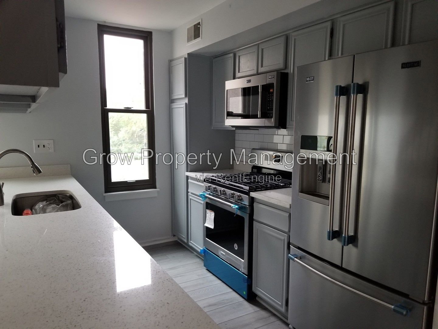 Gallery Image 0