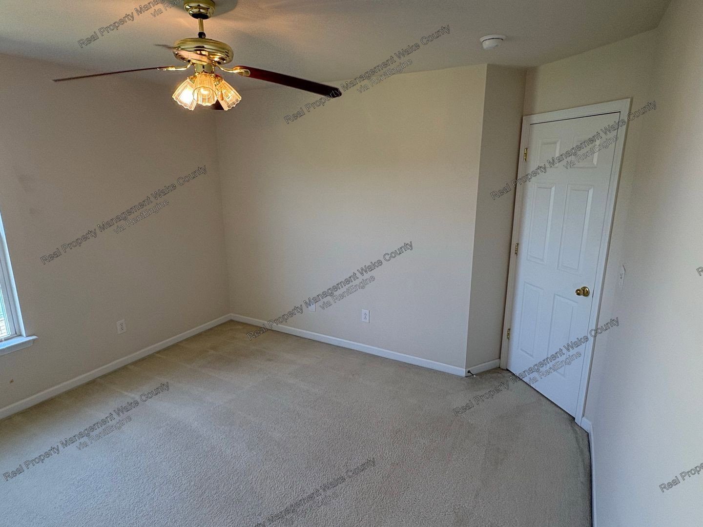 Gallery Image 37