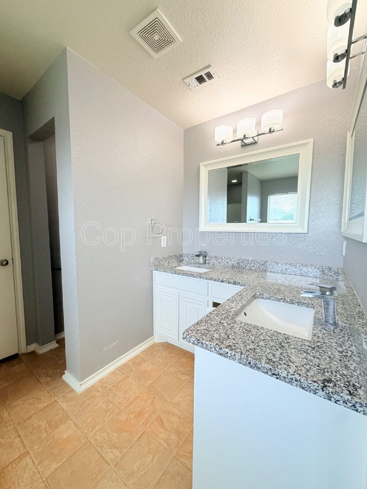 Gallery Image 21