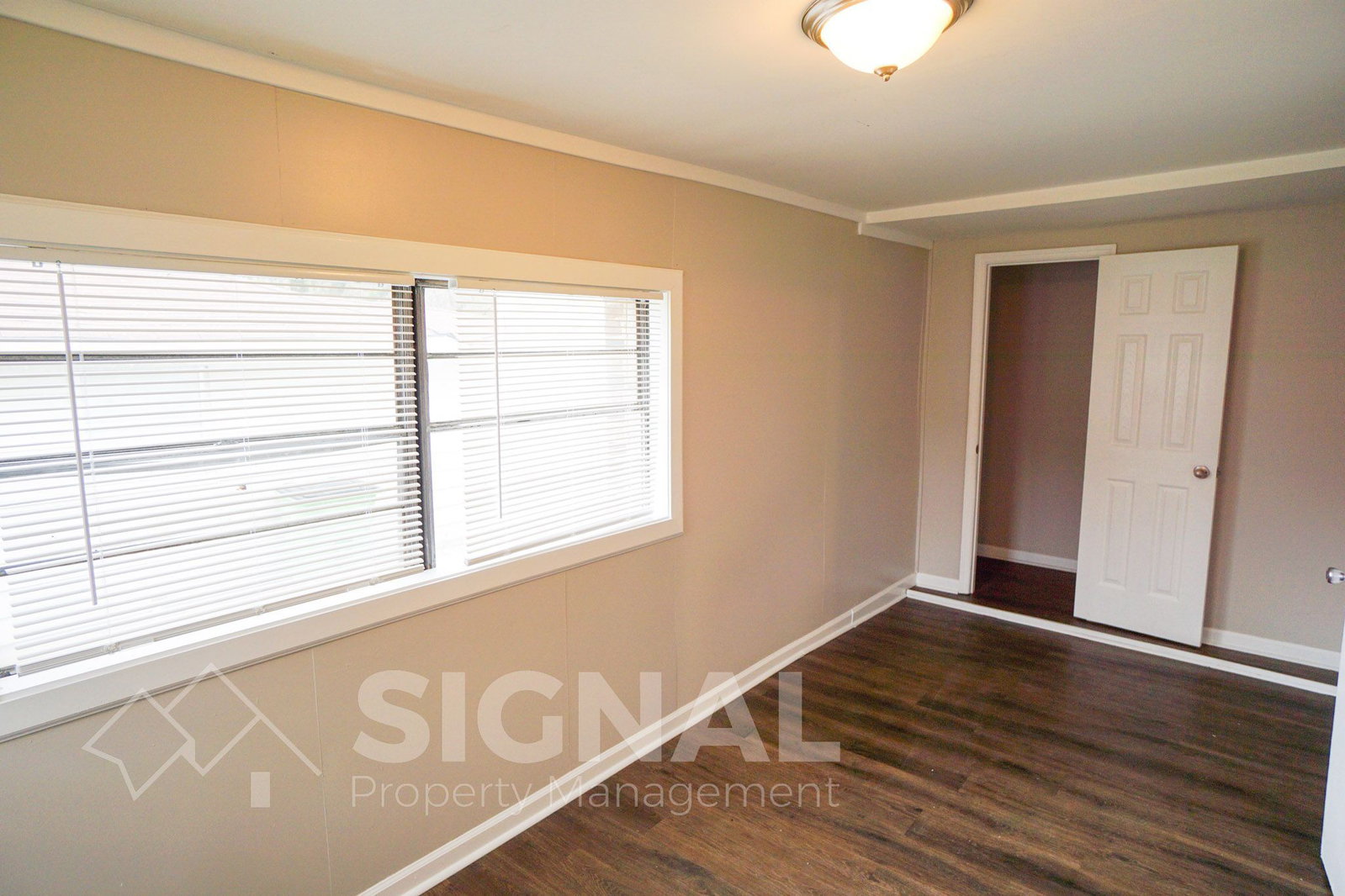 Gallery Image 16
