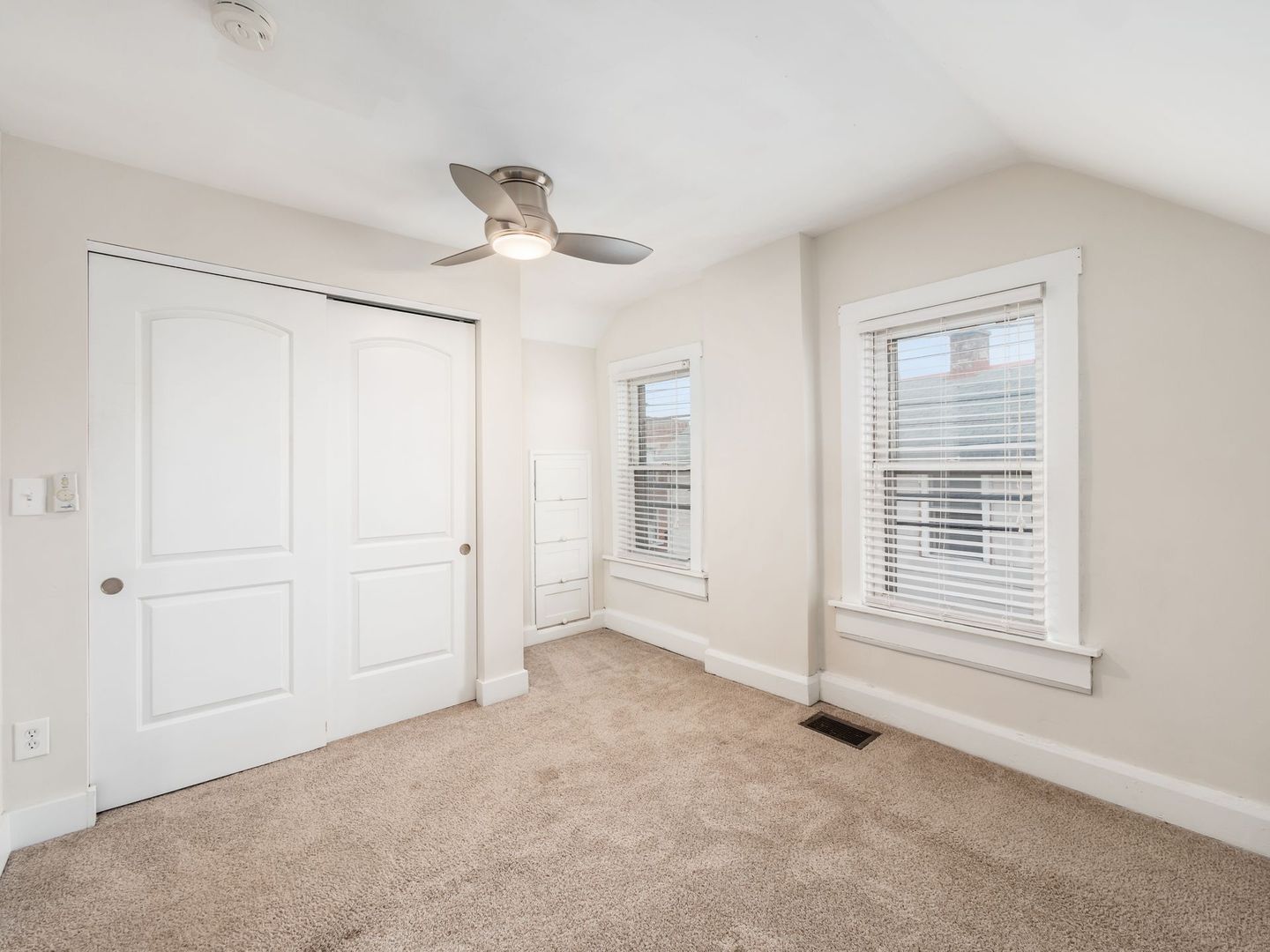 Gallery Image 16