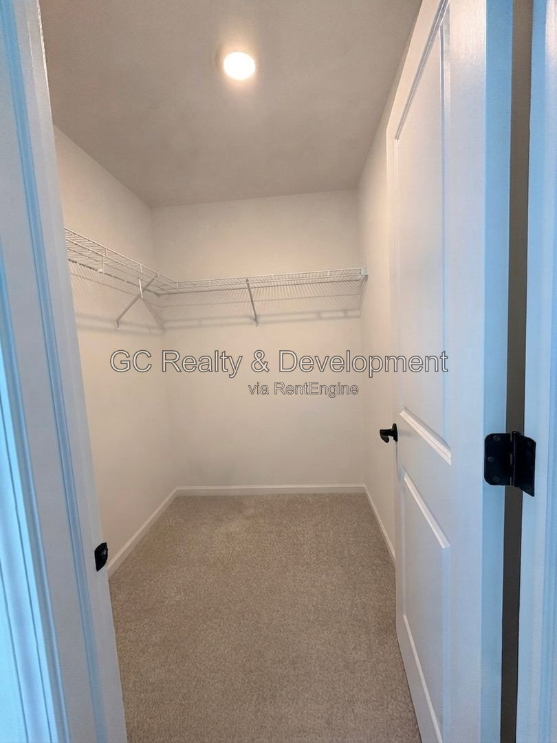 Gallery Image 18