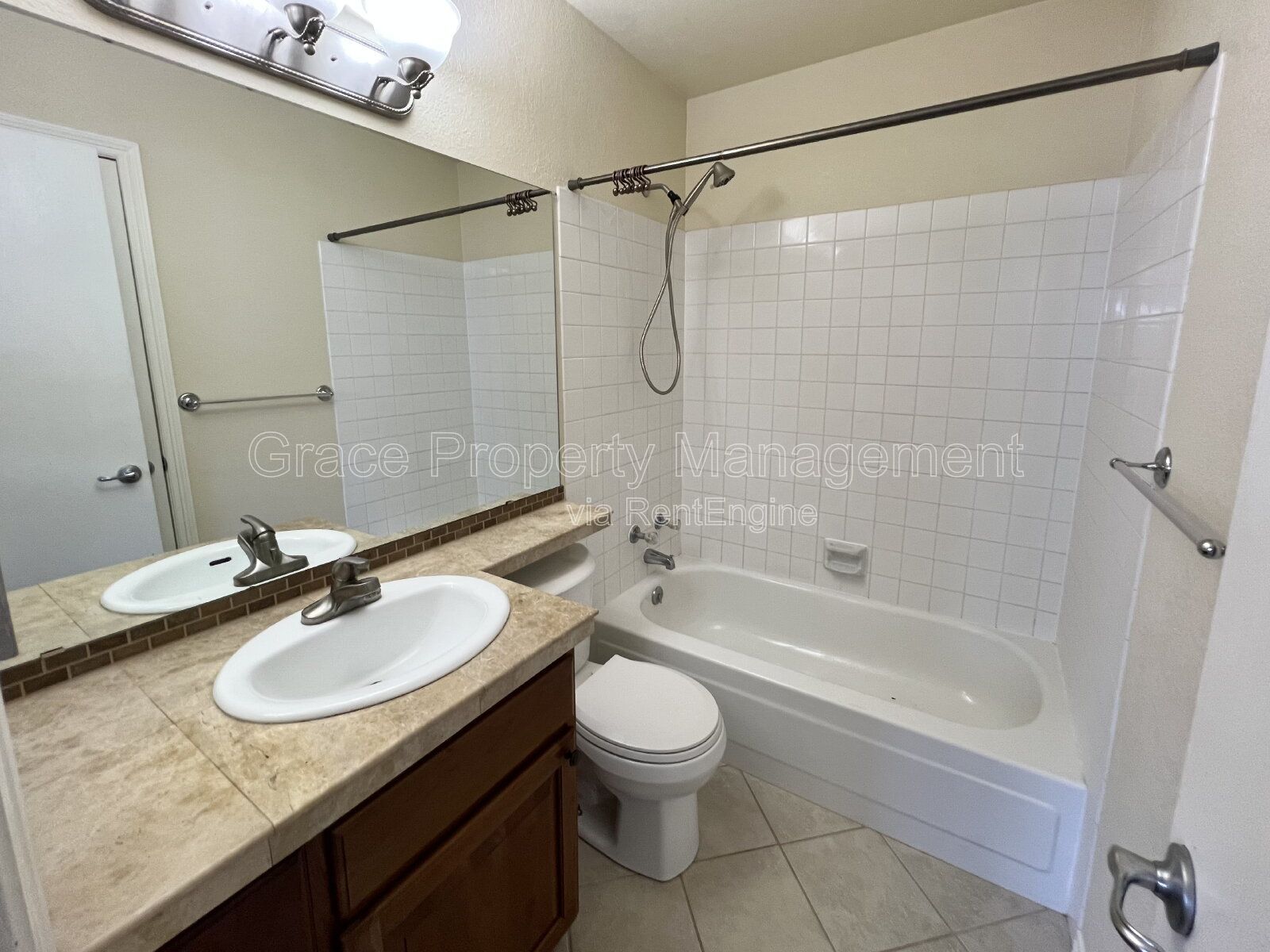 Gallery Image 18