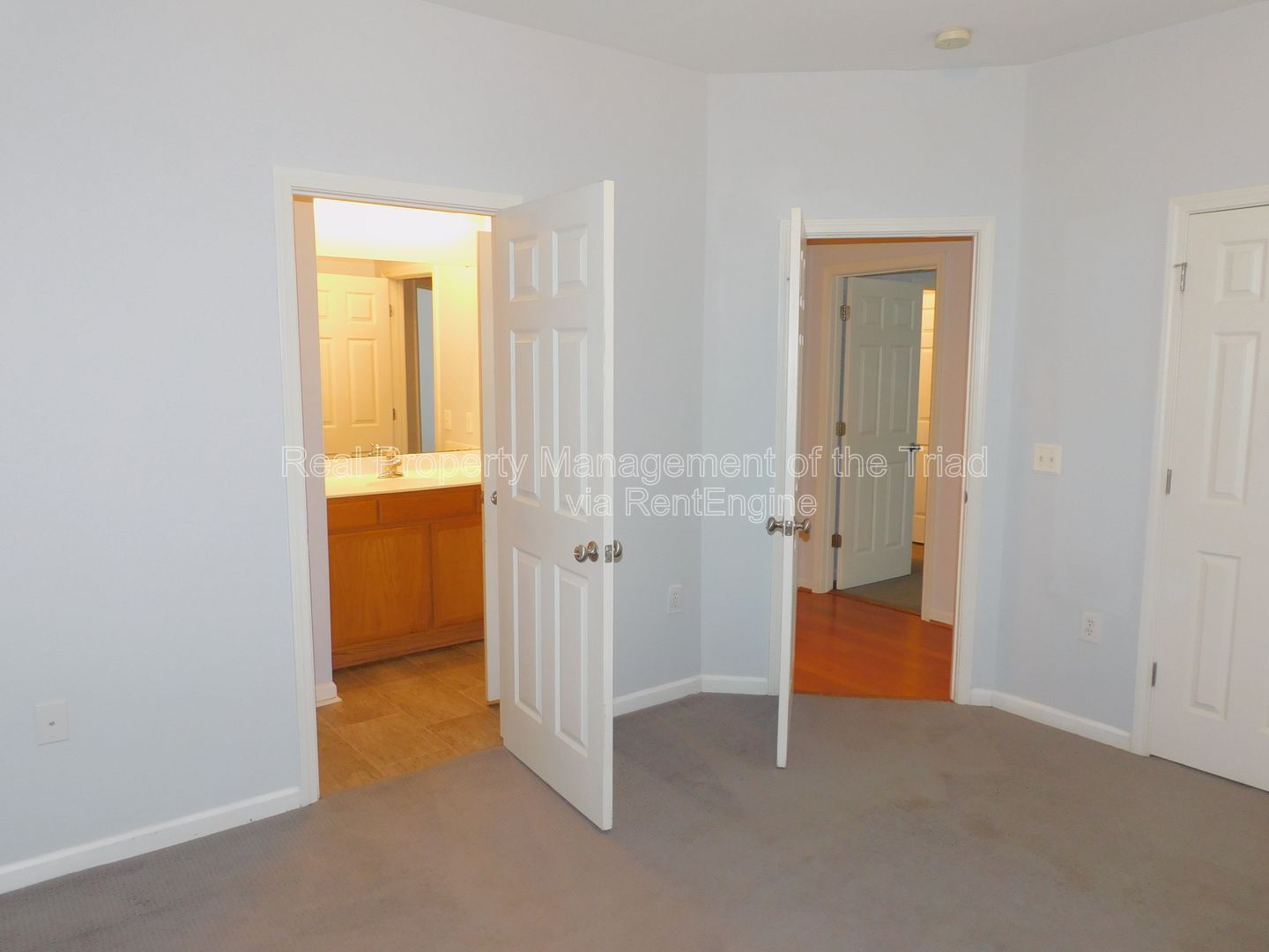 Gallery Image 16