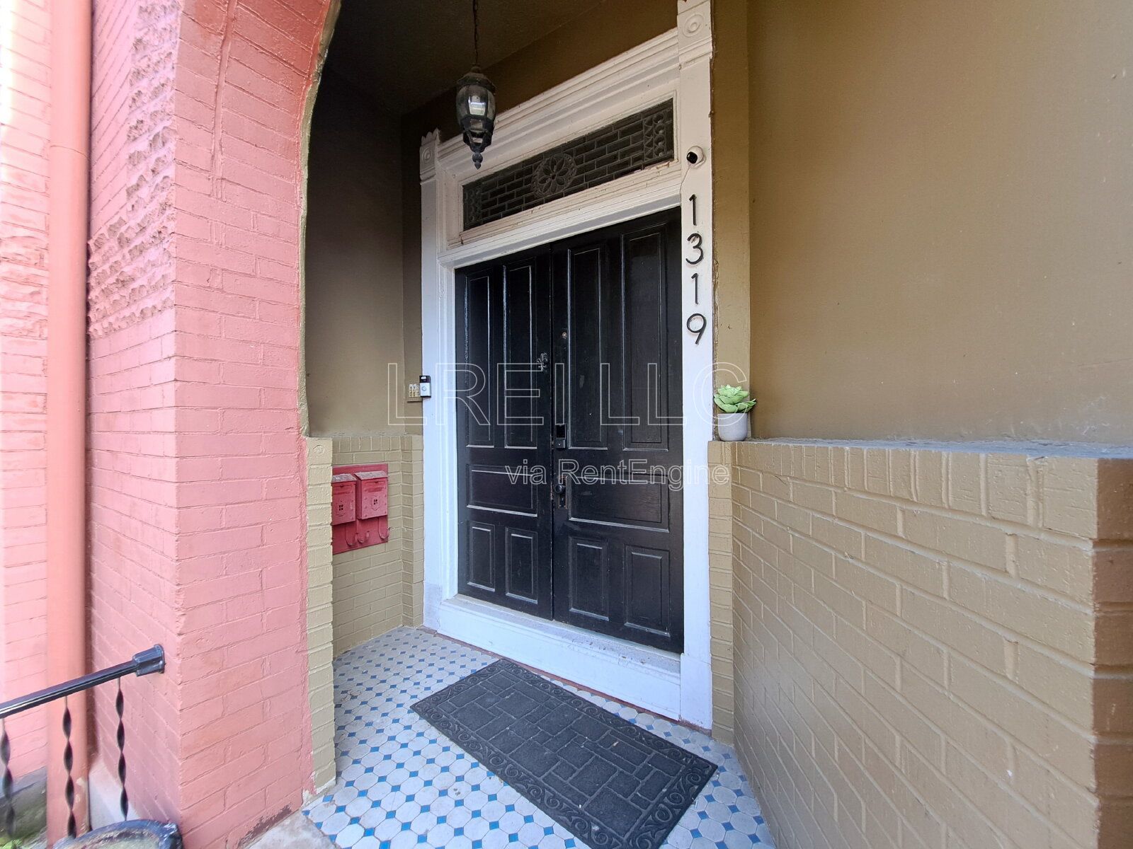 Gallery Image 9