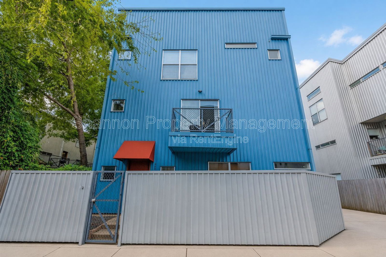 Gallery Image 0