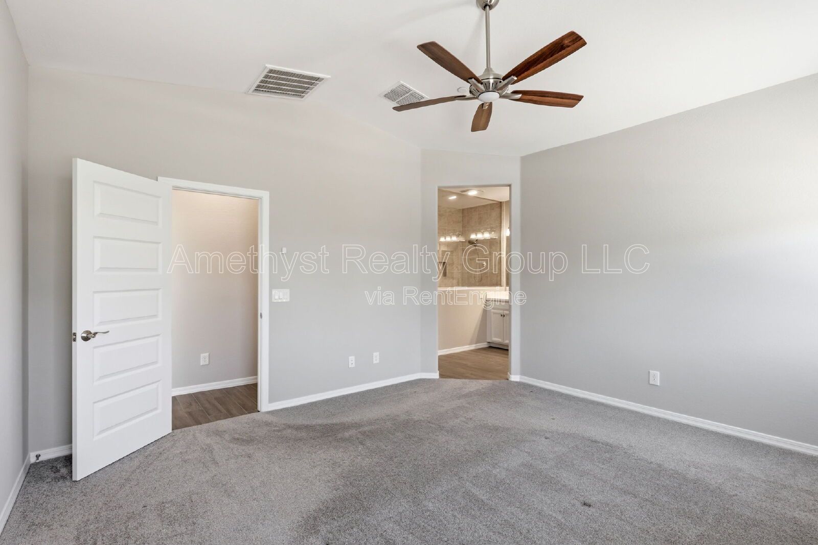 Gallery Image 29