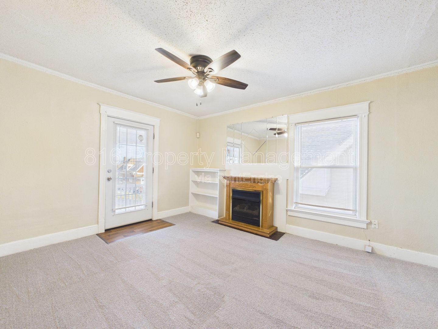 Gallery Image 0