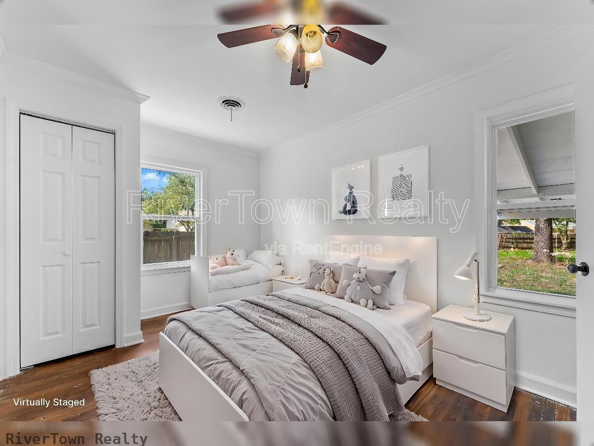 Gallery Image 15