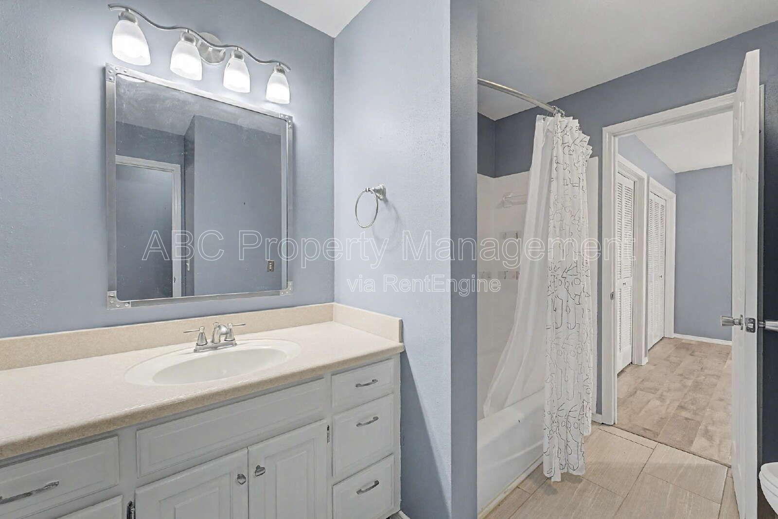 Gallery Image 16