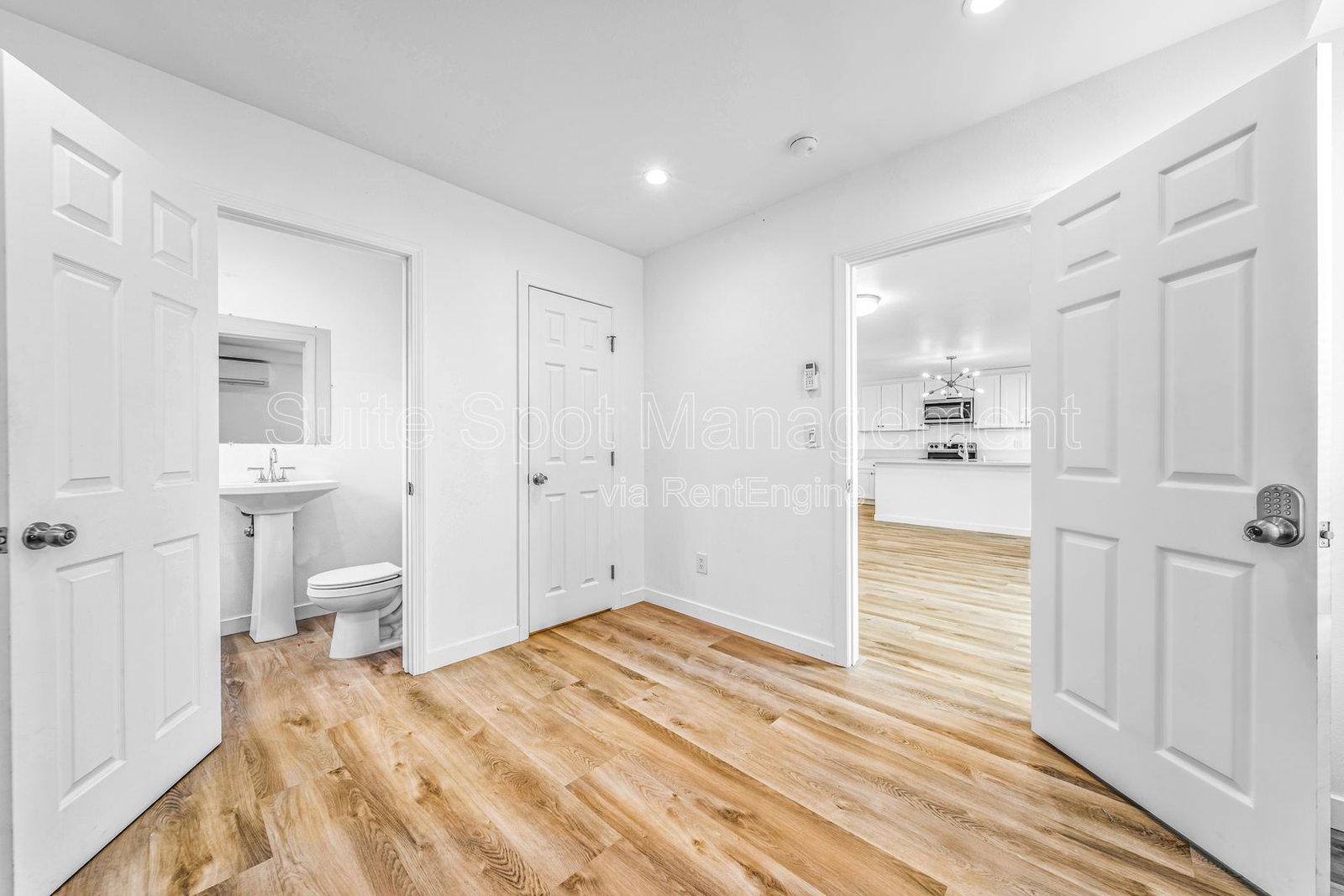 Gallery Image 10