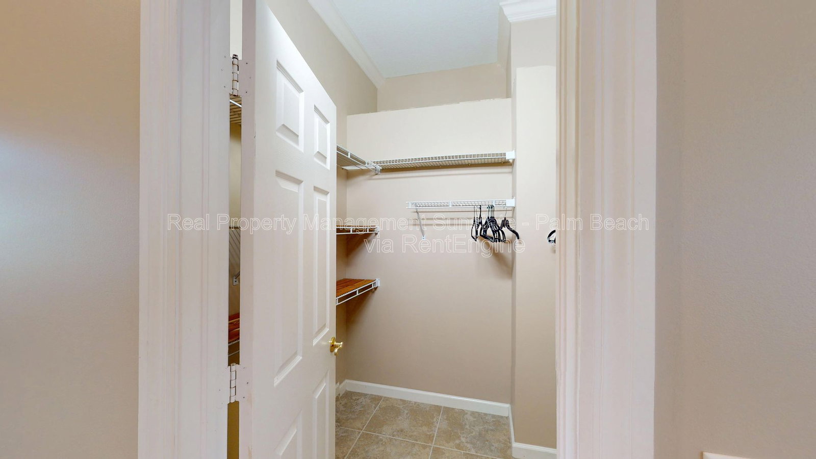 Gallery Image 25