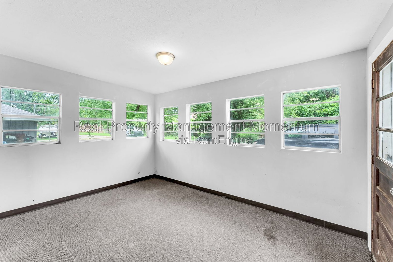Gallery Image 19