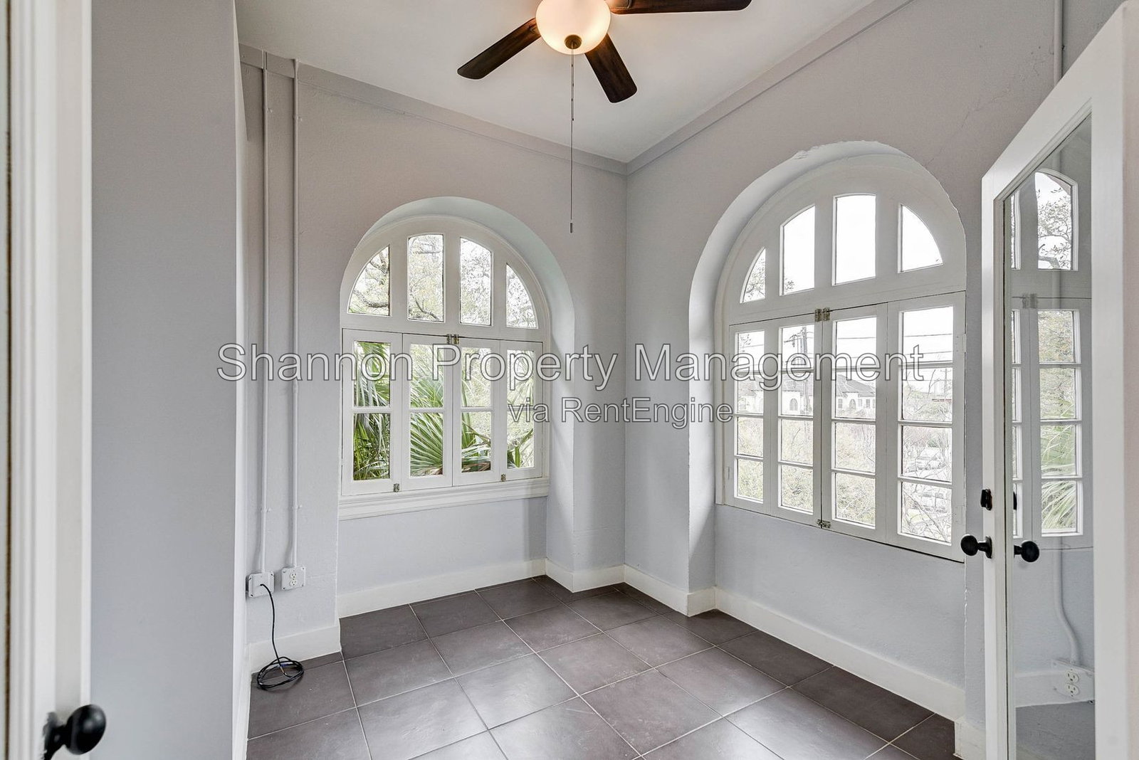 Gallery Image 16