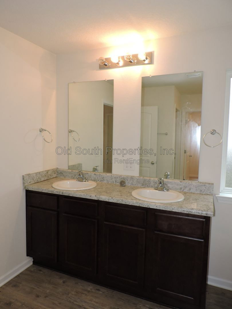 Gallery Image 20