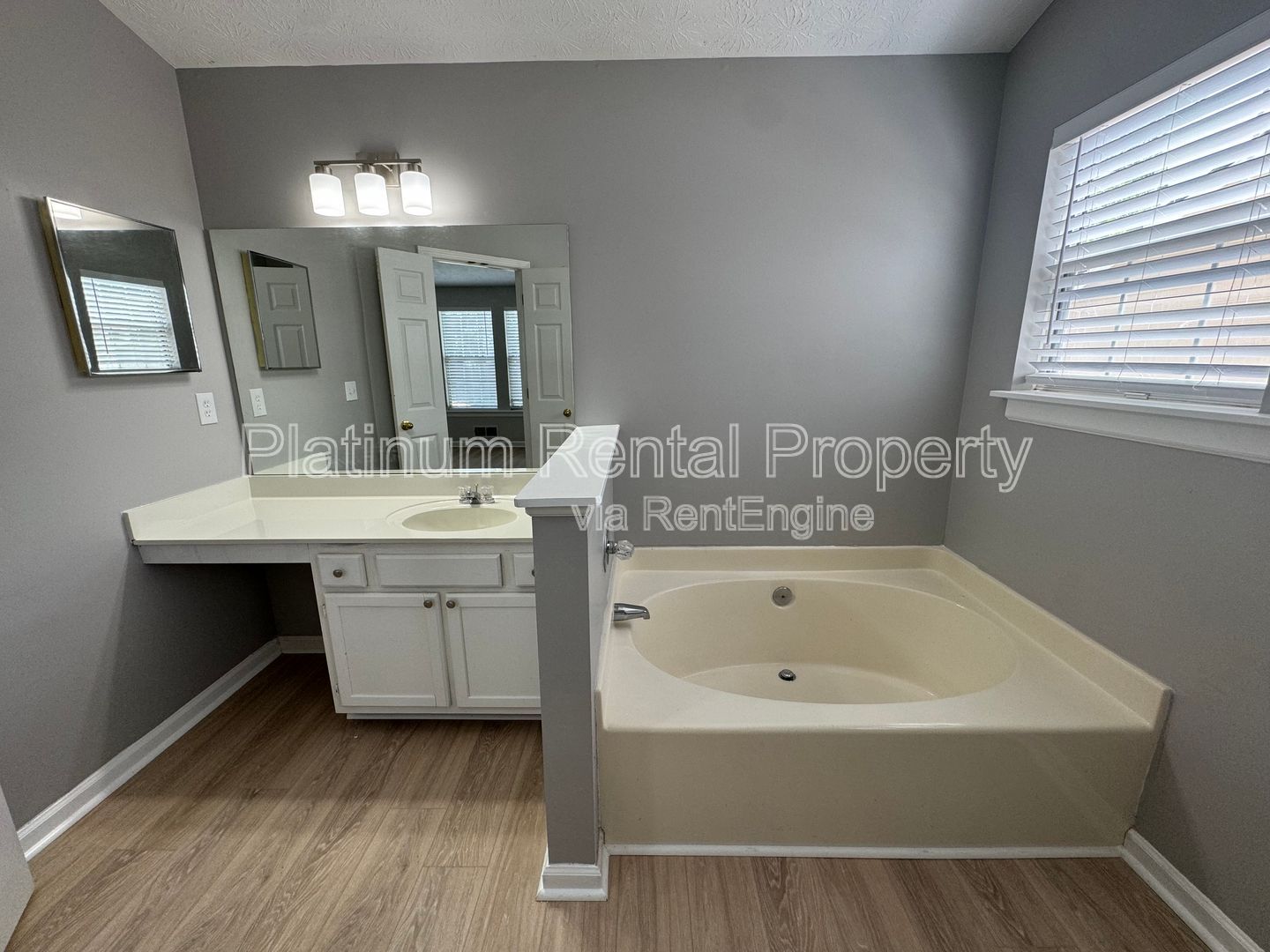 Gallery Image 15