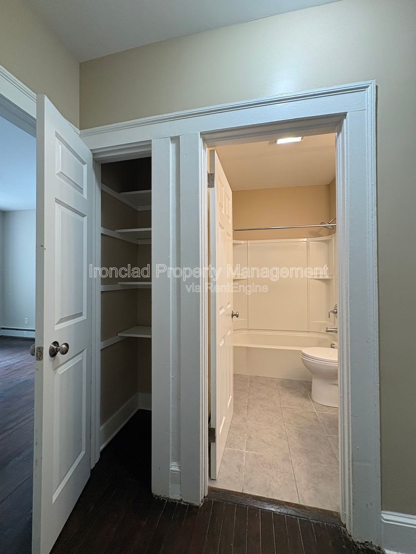 Gallery Image 11