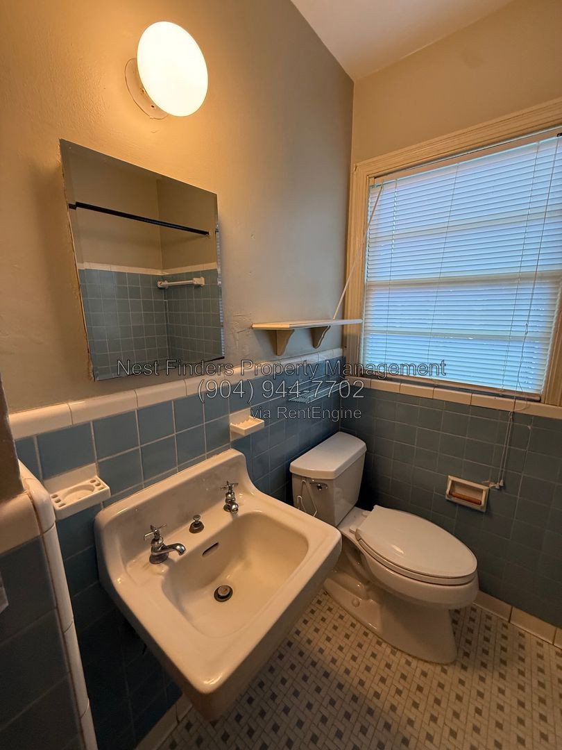 Gallery Image 12