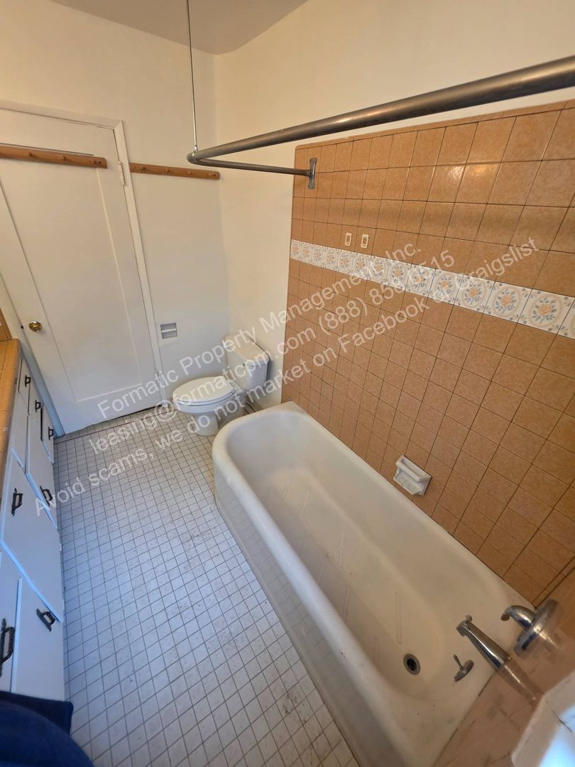 Gallery Image 12
