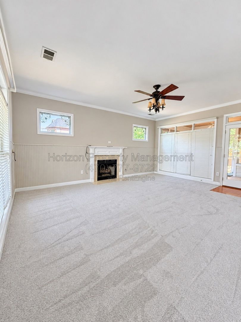 Gallery Image 7