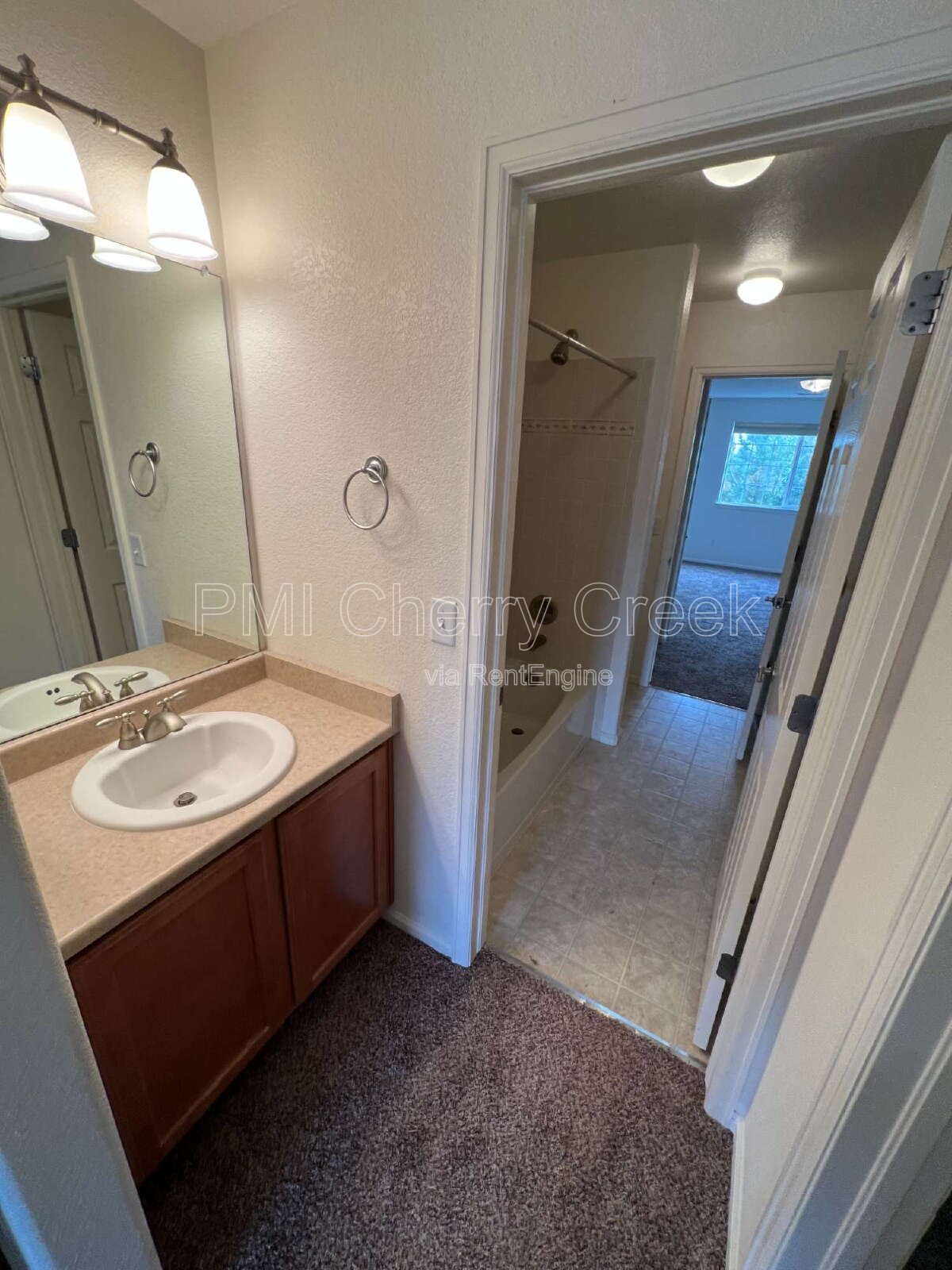Gallery Image 20