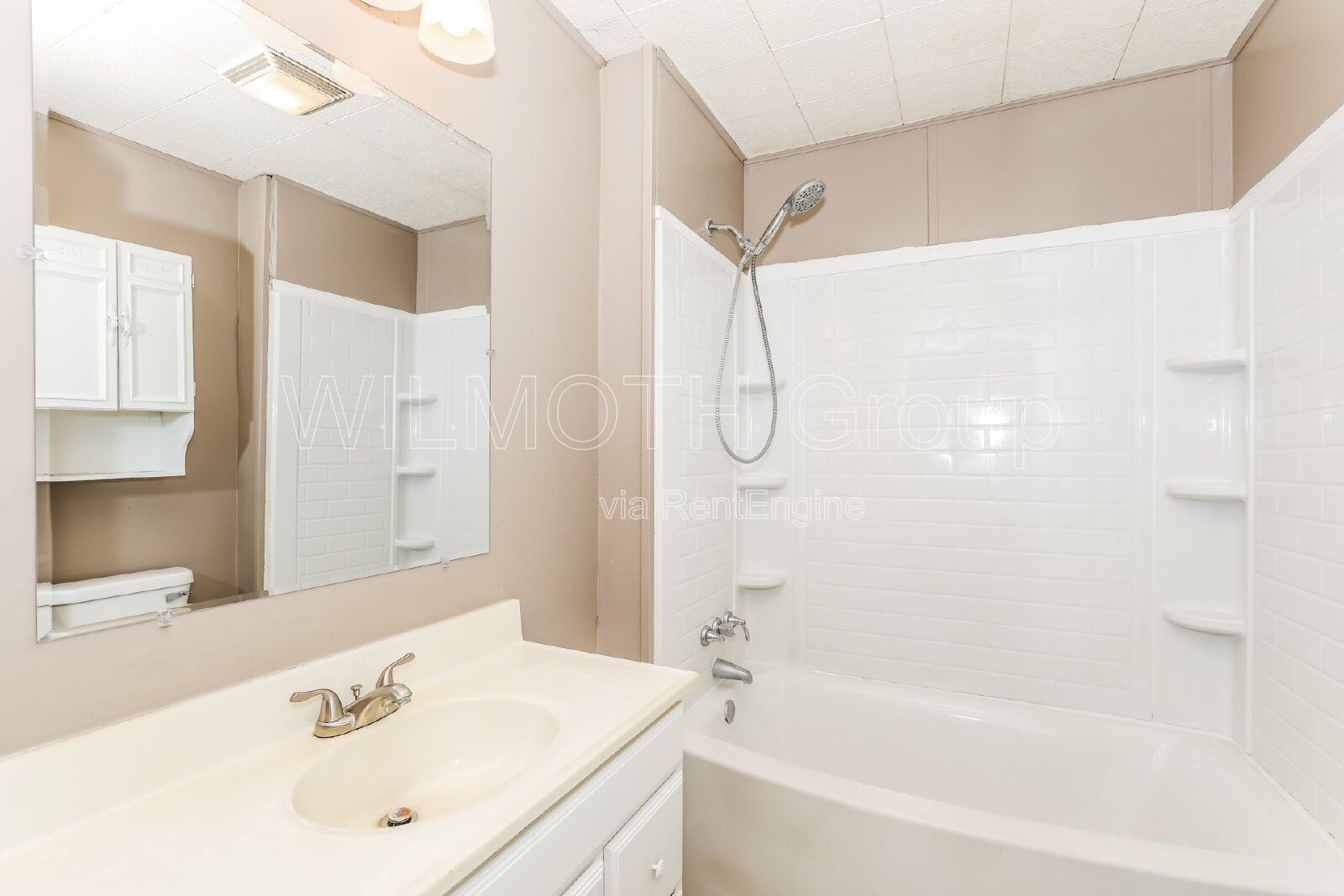 Gallery Image 16