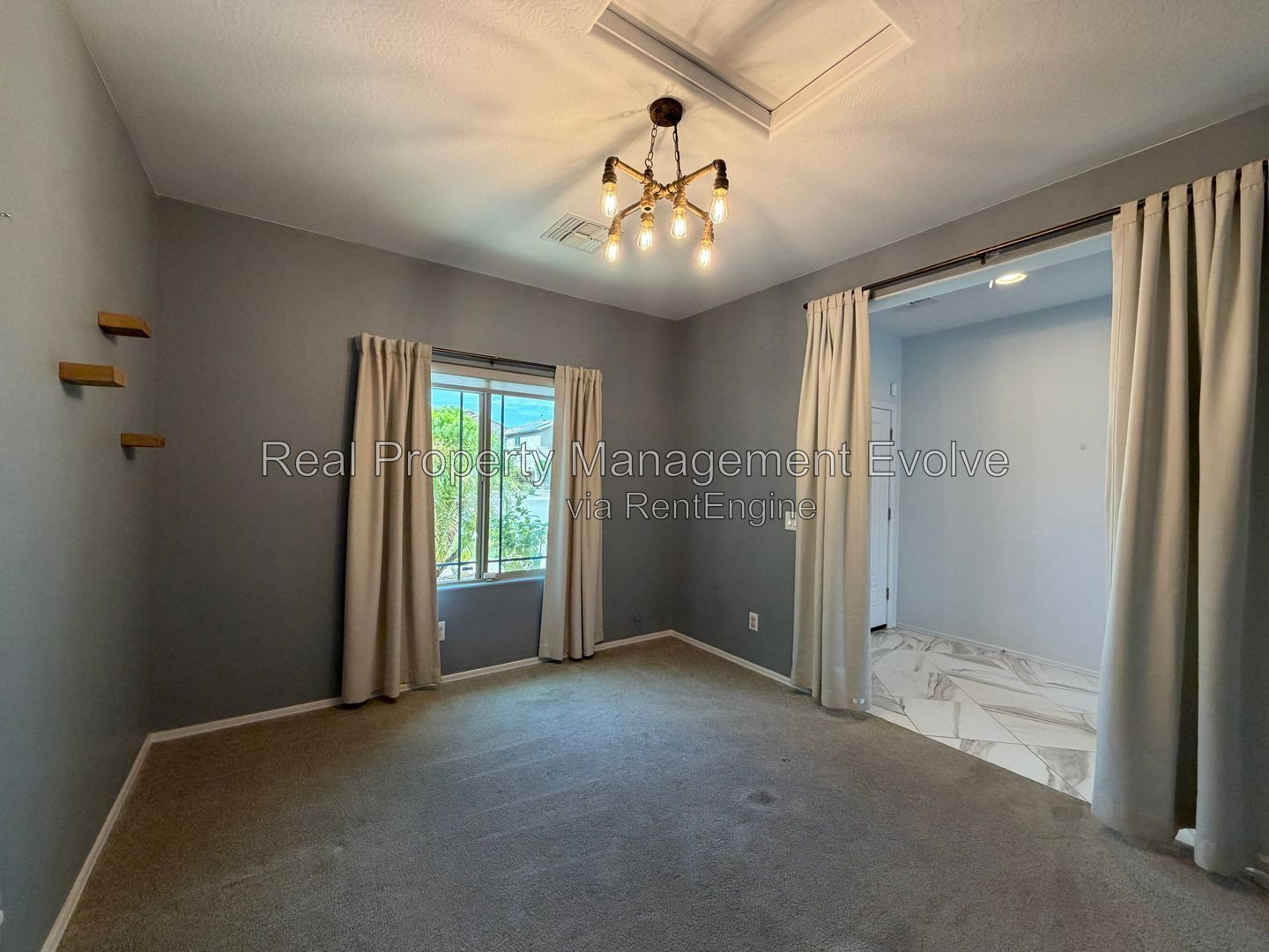 Gallery Image 16