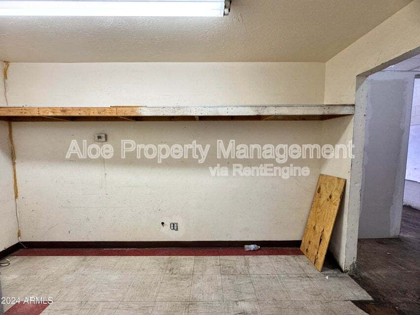 Gallery Image 17