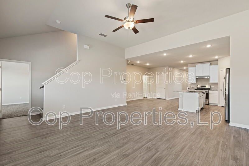 Gallery Image 16