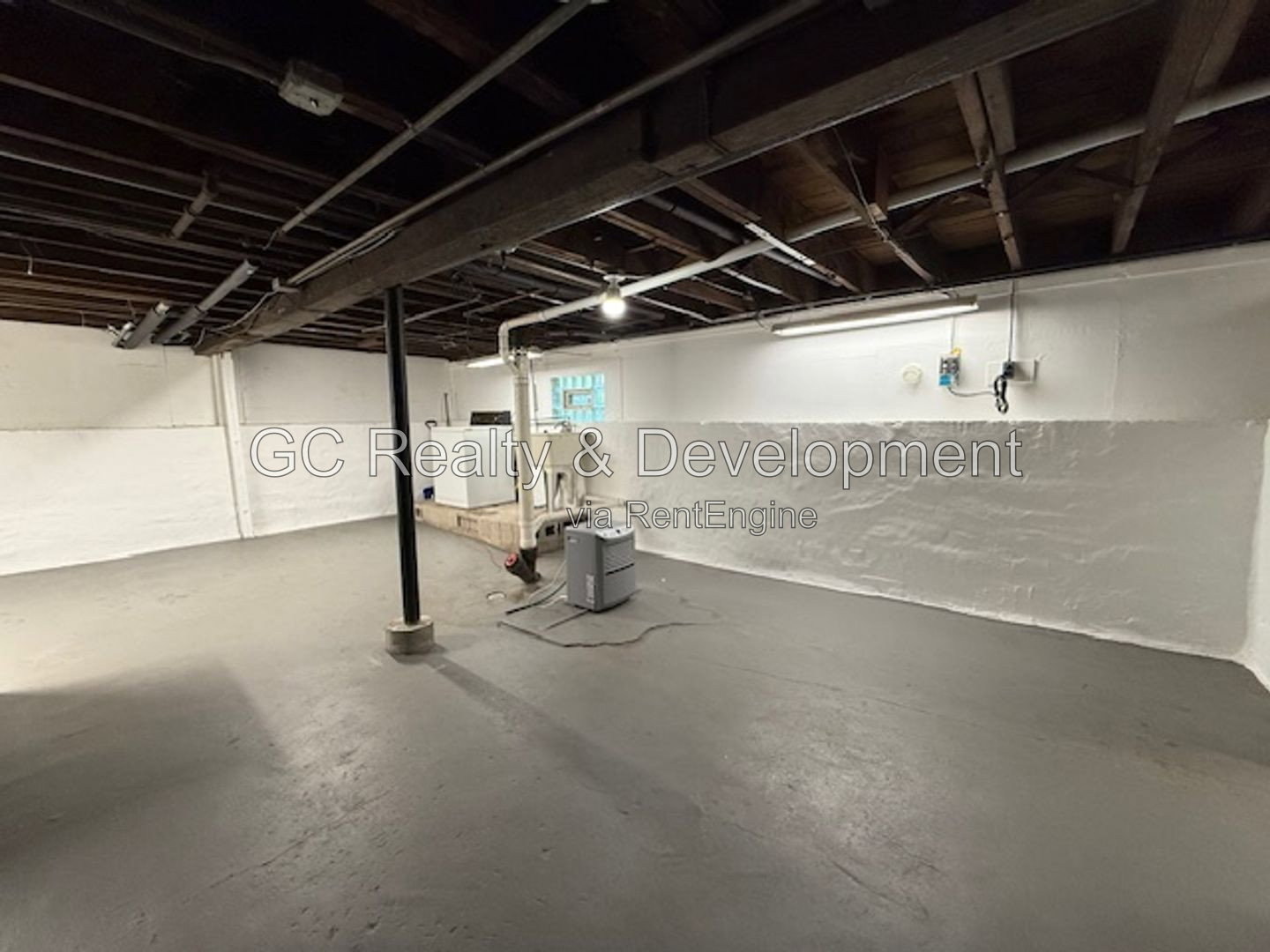 Gallery Image 13