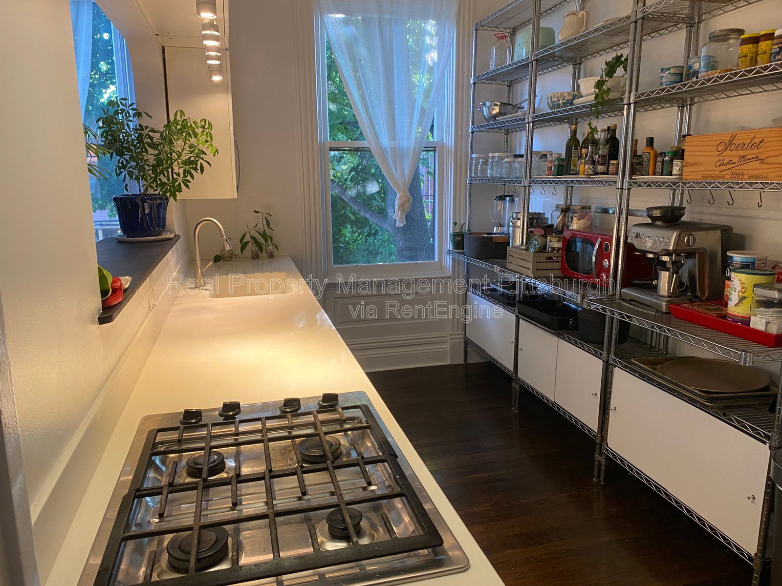 Gallery Image 17
