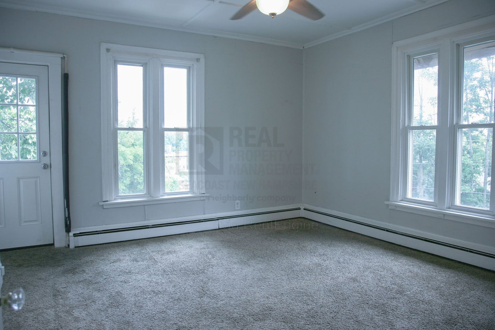 Gallery Image 0
